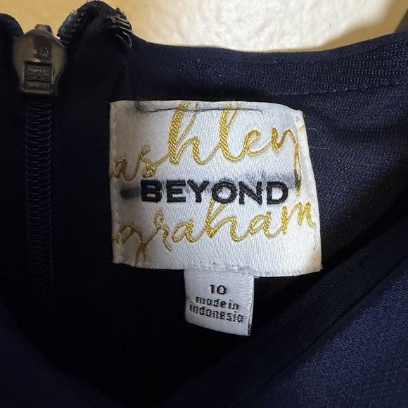 ASHLEY GRAHAM Beyond Cold Shoulder Navy Blue Floral Sheath Dress Size 10 - Picture 5 of 9